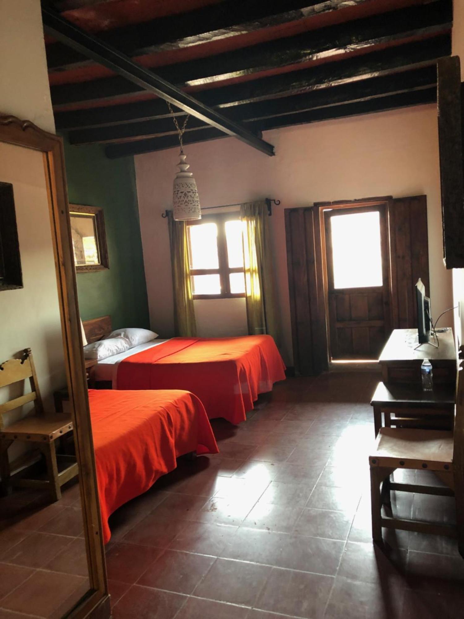 Posada De La Mision, Hotel Museo Y Jardin Таско де Аларкон Екстериор снимка